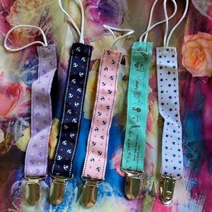 NIP Set 5 Pacifier Teething Ribbon Baby Clips 9”L